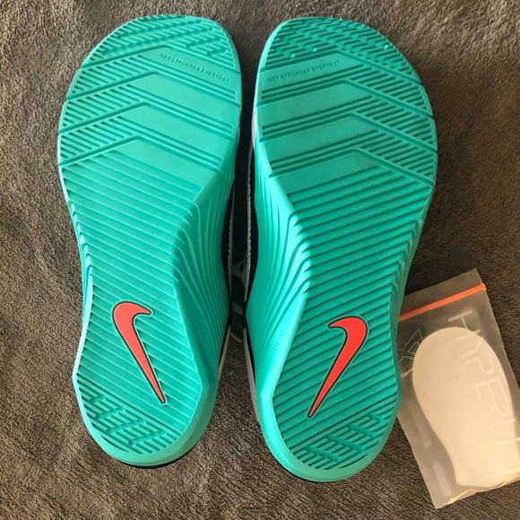 METCON6 new never worn, a size too big for me, it would cost me to return it. - Picture 5 of 7